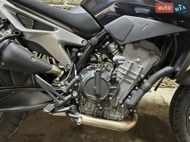 КТМ 790 Duke, объемом двигателя 0.79 л и пробегом 3 тыс. км за 8000 $, фото 3 на Automoto.ua