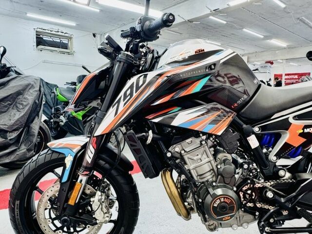 КТМ 790 Duke, об'ємом двигуна 0.79 л та пробігом 0 тис. км за 8300 $, фото 7 на Automoto.ua