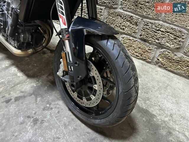 КТМ 790 Duke, объемом двигателя 0.79 л и пробегом 3 тыс. км за 8000 $, фото 4 на Automoto.ua