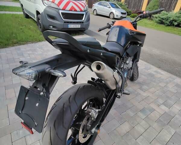 КТМ 890 Duke, объемом двигателя 0.89 л и пробегом 2 тыс. км за 9800 $, фото 13 на Automoto.ua