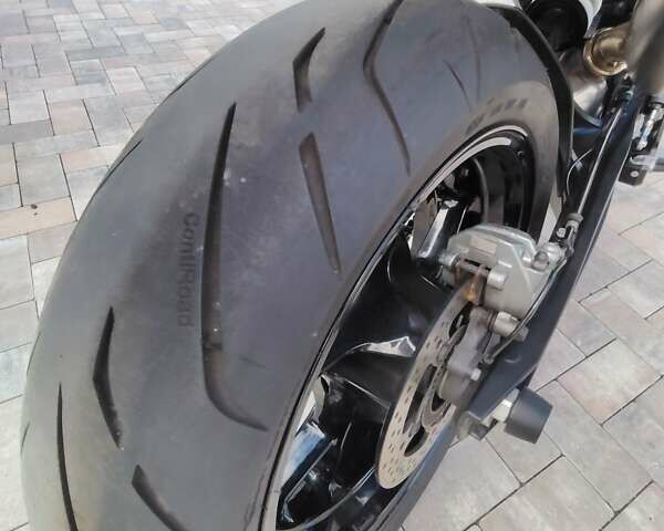 КТМ 890 Duke, объемом двигателя 0.89 л и пробегом 2 тыс. км за 9800 $, фото 11 на Automoto.ua