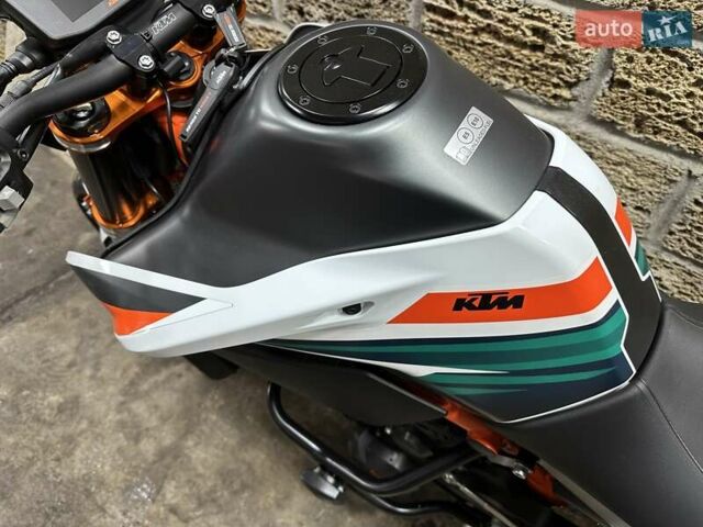 КТМ 890 Duke, объемом двигателя 0 л и пробегом 6 тыс. км за 8500 $, фото 4 на Automoto.ua
