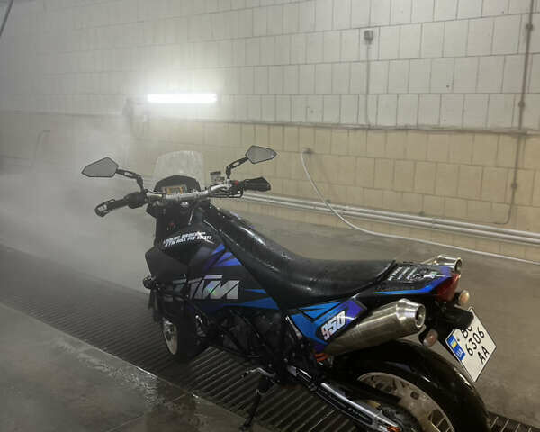 Чорний КТМ 950 Supermoto, об'ємом двигуна 0.95 л та пробігом 40 тис. км за 3100 $, фото 2 на Automoto.ua