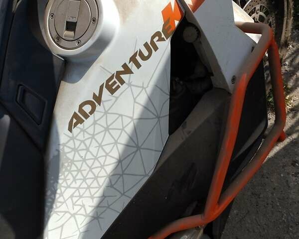 Белый КТМ 990 Adventure, объемом двигателя 0.99 л и пробегом 3 тыс. км за 12000 $, фото 17 на Automoto.ua