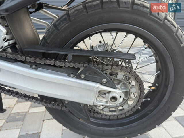 КТМ 990 Adventure, объемом двигателя 1 л и пробегом 16 тыс. км за 7700 $, фото 7 на Automoto.ua
