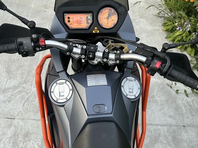 КТМ 990 Adventure, объемом двигателя 1 л и пробегом 0 тыс. км за 9000 $, фото 8 на Automoto.ua