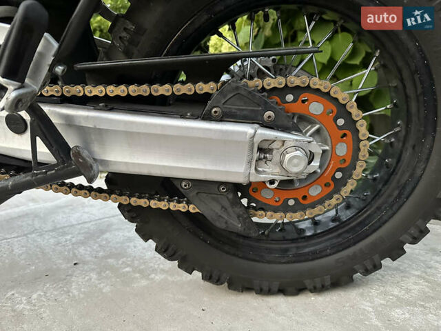 Сірий КТМ 990 Adventure, об'ємом двигуна 1 л та пробігом 36 тис. км за 9000 $, фото 7 на Automoto.ua