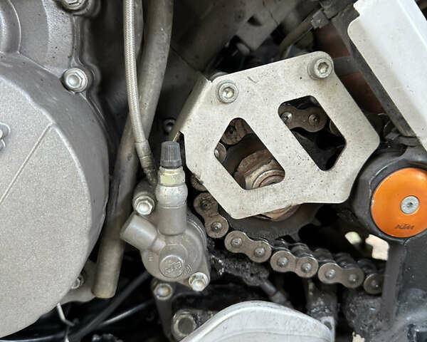 Синий КТМ 990 Adventure, объемом двигателя 1 л и пробегом 101 тыс. км за 7900 $, фото 11 на Automoto.ua