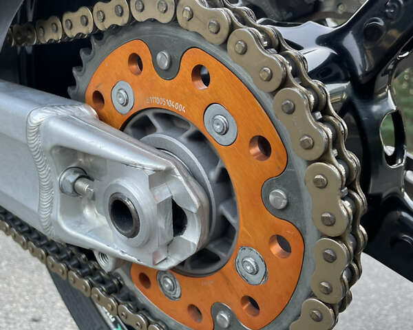 КТМ 990 Supermoto, об'ємом двигуна 1 л та пробігом 42 тис. км за 7500 $, фото 8 на Automoto.ua