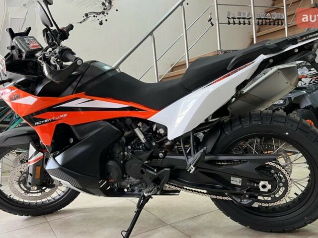 купити нове авто КТМ Адвєнтурє 2024 року від офіційного дилера MOTO-PULSE КТМ фото