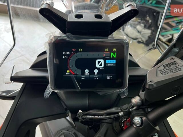 купити нове авто КТМ Адвєнтурє 2024 року від офіційного дилера MOTO-PULSE КТМ фото