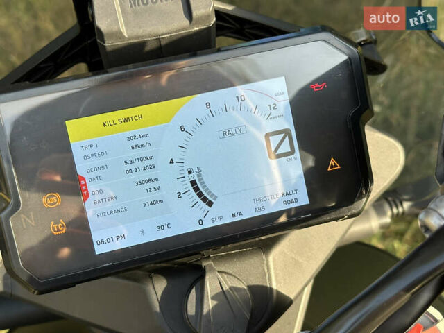 Помаранчевий КТМ Адвєнтурє, об'ємом двигуна 0.8 л та пробігом 35 тис. км за 11000 $, фото 18 на Automoto.ua
