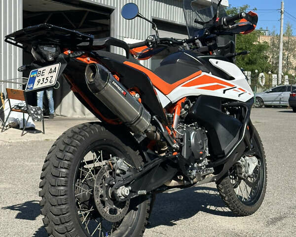 Помаранчевий КТМ Адвєнтурє, об'ємом двигуна 0.8 л та пробігом 35 тис. км за 11000 $, фото 4 на Automoto.ua