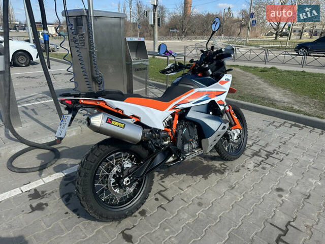 Помаранчевий КТМ Адвєнтурє, об'ємом двигуна 0.89 л та пробігом 1 тис. км за 15500 $, фото 3 на Automoto.ua