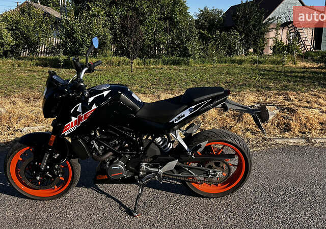 Черный КТМ Дюке, объемом двигателя 0.2 л и пробегом 8 тыс. км за 2600 $, фото 21 на Automoto.ua