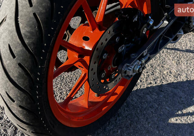 Черный КТМ Дюке, объемом двигателя 0.2 л и пробегом 8 тыс. км за 2600 $, фото 4 на Automoto.ua