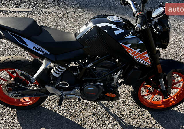 Черный КТМ Дюке, объемом двигателя 0.2 л и пробегом 8 тыс. км за 2600 $, фото 12 на Automoto.ua