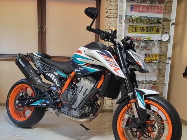 КТМ Дюке, объемом двигателя 0.89 л и пробегом 0 тыс. км за 5000 $, фото 7 на Automoto.ua