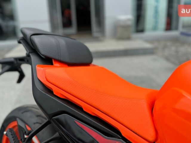 купить новое авто КТМ Дюке 2025 года от официального дилера Дніпромотор КТМ фото