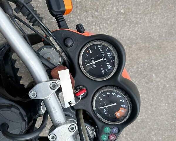 Оранжевый КТМ Дюке, объемом двигателя 0.64 л и пробегом 29 тыс. км за 3200 $, фото 11 на Automoto.ua