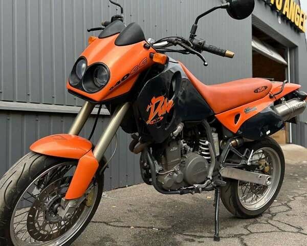 Оранжевый КТМ Дюке, объемом двигателя 0.64 л и пробегом 29 тыс. км за 3200 $, фото 2 на Automoto.ua