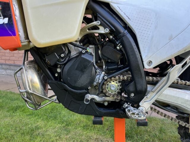 КТМ ЕКсЦ, объемом двигателя 0.15 л и пробегом 0 тыс. км за 6700 $, фото 5 на Automoto.ua