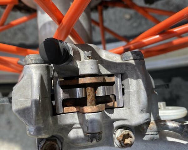 Помаранчевий КТМ Фрірайд, об'ємом двигуна 0.35 л та пробігом 150 тис. км за 7500 $, фото 9 на Automoto.ua