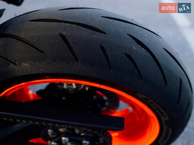 Синій КТМ Супєр Дюкє, об'ємом двигуна 1.3 л та пробігом 11 тис. км за 19000 $, фото 19 на Automoto.ua