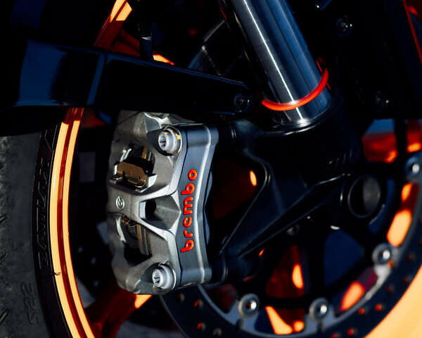 Синій КТМ Супєр Дюкє, об'ємом двигуна 1.3 л та пробігом 11 тис. км за 19000 $, фото 15 на Automoto.ua