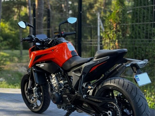 КТМ Duke 790, объемом двигателя 0.79 л и пробегом 0 тыс. км за 4300 $, фото 4 на Automoto.ua