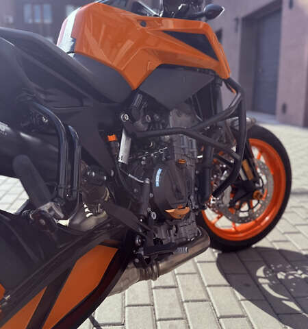 КТМ Duke 790 2019 у Рівному на Automoto.ua Помаранчевий КТМ Duke 790, об'ємом двигуна 0.8 л та пробігом 16 тис. км за 8000 $, фото 6 на Automoto.ua