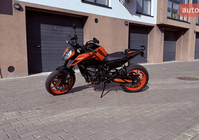 КТМ Duke 790 2019 у Рівному на Automoto.ua Помаранчевий КТМ Duke 790, об'ємом двигуна 0.8 л та пробігом 16 тис. км за 8000 $, фото 18 на Automoto.ua