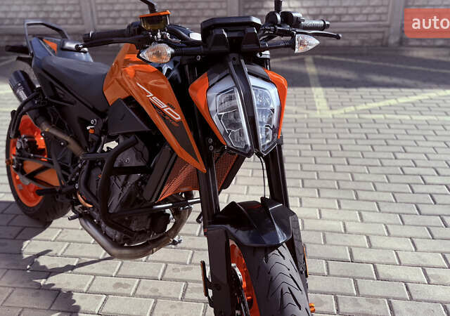КТМ Duke 790 2019 у Рівному на Automoto.ua Помаранчевий КТМ Duke 790, об'ємом двигуна 0.8 л та пробігом 16 тис. км за 8000 $, фото 3 на Automoto.ua