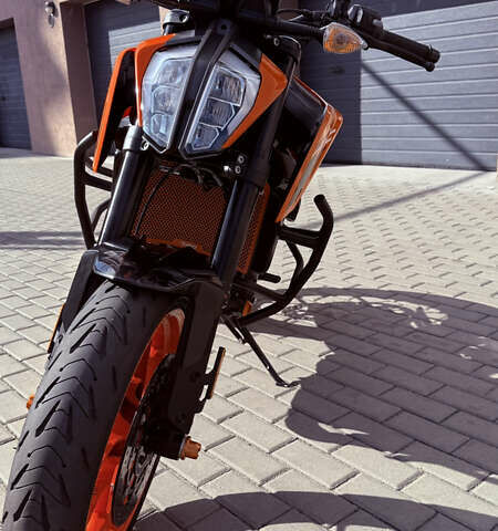 КТМ Duke 790 2019 у Рівному на Automoto.ua Помаранчевий КТМ Duke 790, об'ємом двигуна 0.8 л та пробігом 16 тис. км за 8000 $, фото 27 на Automoto.ua