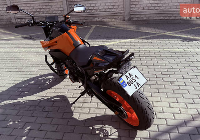 КТМ Duke 790 2019 у Рівному на Automoto.ua Помаранчевий КТМ Duke 790, об'ємом двигуна 0.8 л та пробігом 16 тис. км за 8000 $, фото 29 на Automoto.ua