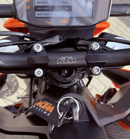 КТМ Duke 790 2019 у Рівному на Automoto.ua Помаранчевий КТМ Duke 790, об'ємом двигуна 0.8 л та пробігом 16 тис. км за 8000 $, фото 35 на Automoto.ua