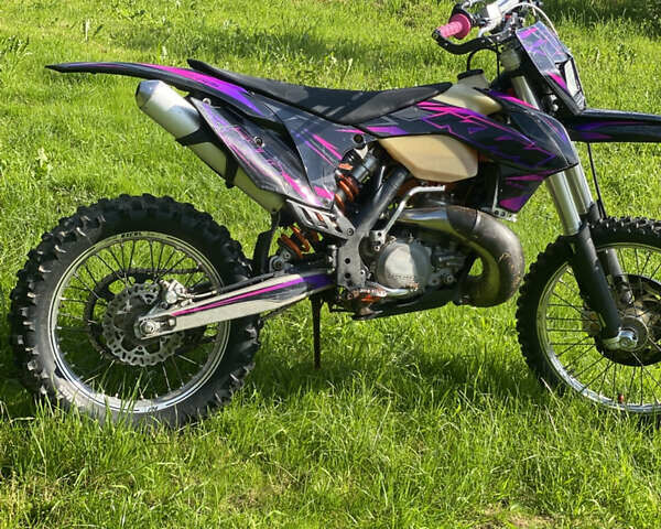 Черный КТМ EXC 250, объемом двигателя 0.25 л и пробегом 6 тыс. км за 4799 $, фото 2 на Automoto.ua