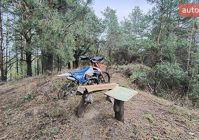 КТМ EXC 250 2017 в Киеве на Automoto.ua Оранжевый КТМ EXC 250, объемом двигателя 0.25 л и пробегом 7 тыс. км за 6700 $, фото 17 на Automoto.ua