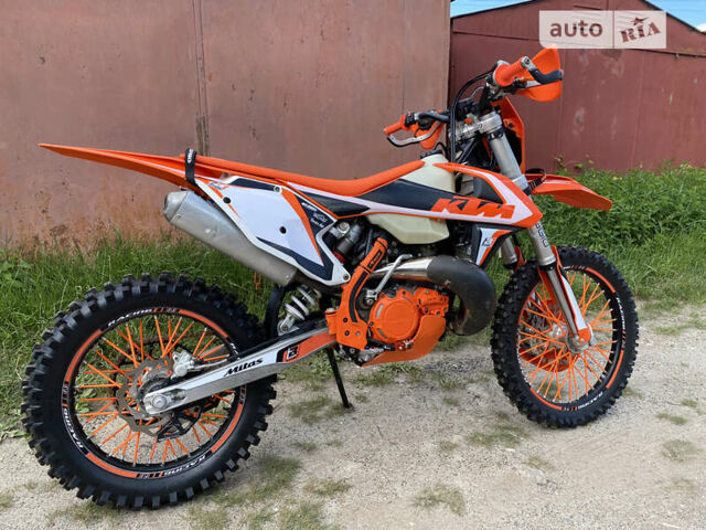 Оранжевый КТМ EXC 300, объемом двигателя 0.3 л и пробегом 4 тыс. км за 6500 $, фото 6 на Automoto.ua