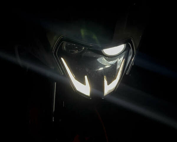 Белый КТМ RC 390, объемом двигателя 0.37 л и пробегом 30 тыс. км за 3333 $, фото 6 на Automoto.ua