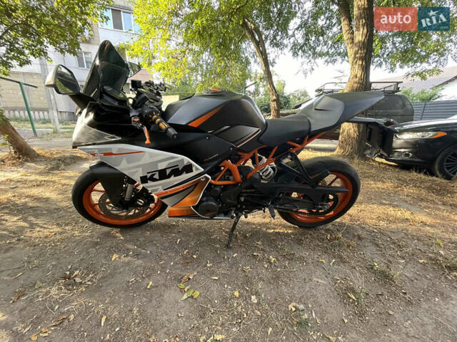 Черный КТМ RC 390, объемом двигателя 0.37 л и пробегом 33 тыс. км за 3700 $, фото 5 на Automoto.ua