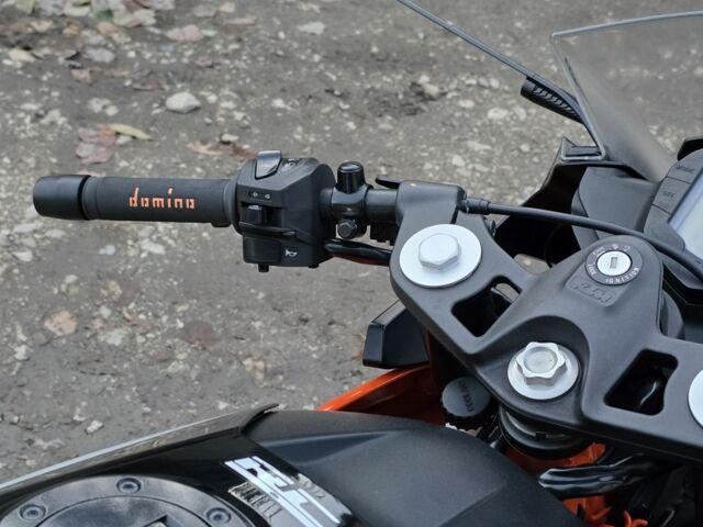 КТМ RC 390, объемом двигателя 0.37 л и пробегом 0 тыс. км за 3799 $, фото 8 на Automoto.ua
