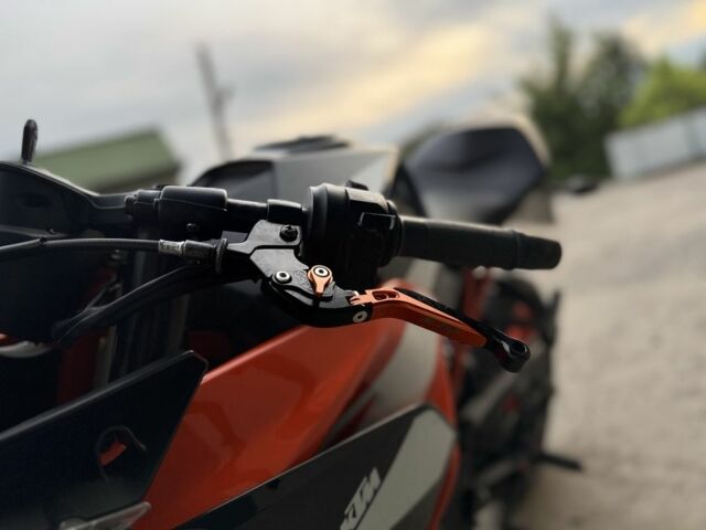 КТМ RC 390, объемом двигателя 0.4 л и пробегом 0 тыс. км за 3500 $, фото 7 на Automoto.ua