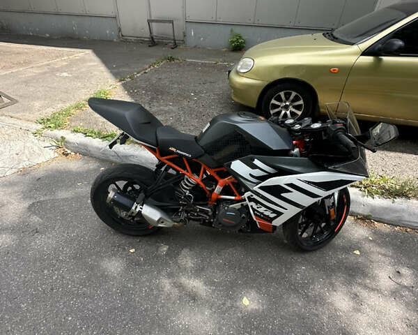 КТМ RC 390, объемом двигателя 0.39 л и пробегом 8 тыс. км за 3300 $, фото 1 на Automoto.ua