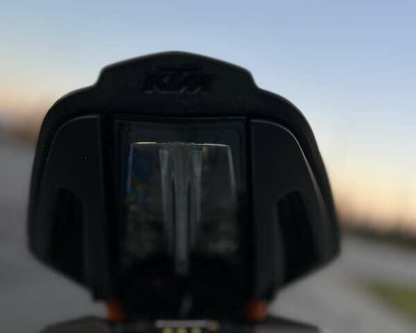 Жовтий КТМ RC 390, об'ємом двигуна 0.4 л та пробігом 21 тис. км за 4000 $, фото 8 на Automoto.ua