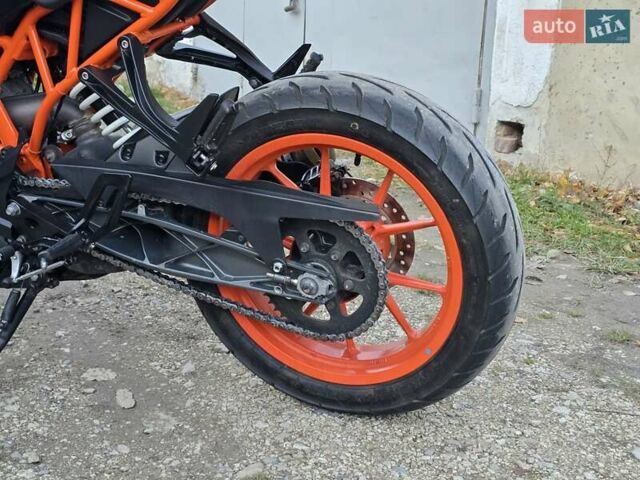 КТМ RC 390 2017 у Тернополі на Automoto.ua Помаранчевий КТМ RC 390, об'ємом двигуна 0.37 л та пробігом 10 тис. км за 3999 $, фото 16 на Automoto.ua