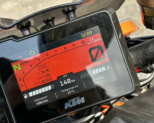 Черный КТМ Super Duke 1290, объемом двигателя 1.3 л и пробегом 4 тыс. км за 18100 $, фото 10 на Automoto.ua