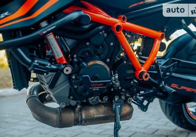 КТМ Super Duke 1290, объемом двигателя 0 л и пробегом 10 тыс. км за 18299 $, фото 11 на Automoto.ua