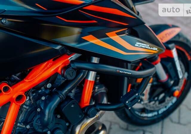 КТМ Super Duke 1290, объемом двигателя 0 л и пробегом 10 тыс. км за 18299 $, фото 22 на Automoto.ua