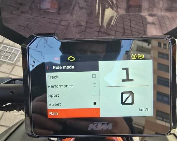 КТМ Super Duke 1290, объемом двигателя 1.3 л и пробегом 10 тыс. км за 20107 $, фото 9 на Automoto.ua